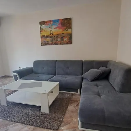 Vladislav- Luxury Apartmán Varna