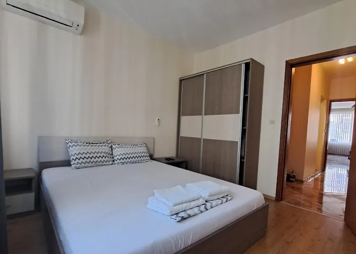 Vladislav- Luxury Varna