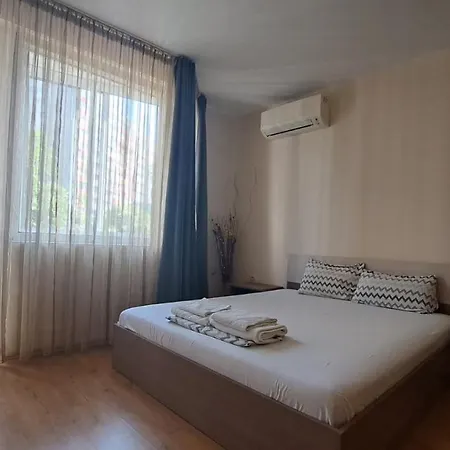 Vladislav- Luxury Appartamento